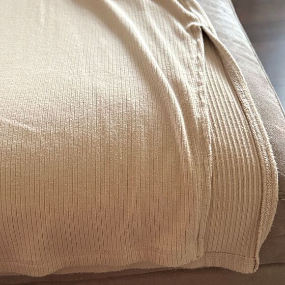 Abercrombie & Fitch Ribbed Jersey Knit tank Midi Dress - Picture 8 of 9